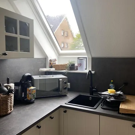 Schroeder - Ahoi - Strandkorb Am - Inklusive Bettwaesche Und Handtuecher