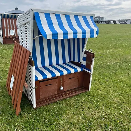 Apartment Schroeder - Ahoi - Strandkorb Am - Inklusive Bettwaesche Und Handtuecher Busum